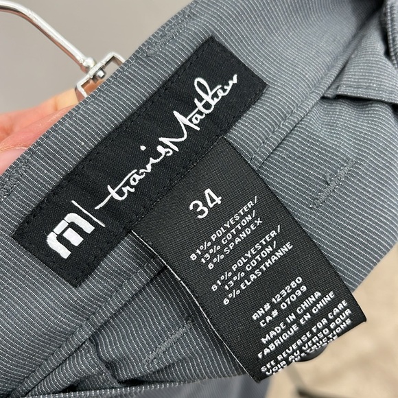 Travis Mathew Shorts Mens Gray Golf Performance Stretch Chino 10" Casual 34 - Picture 3 of 7
